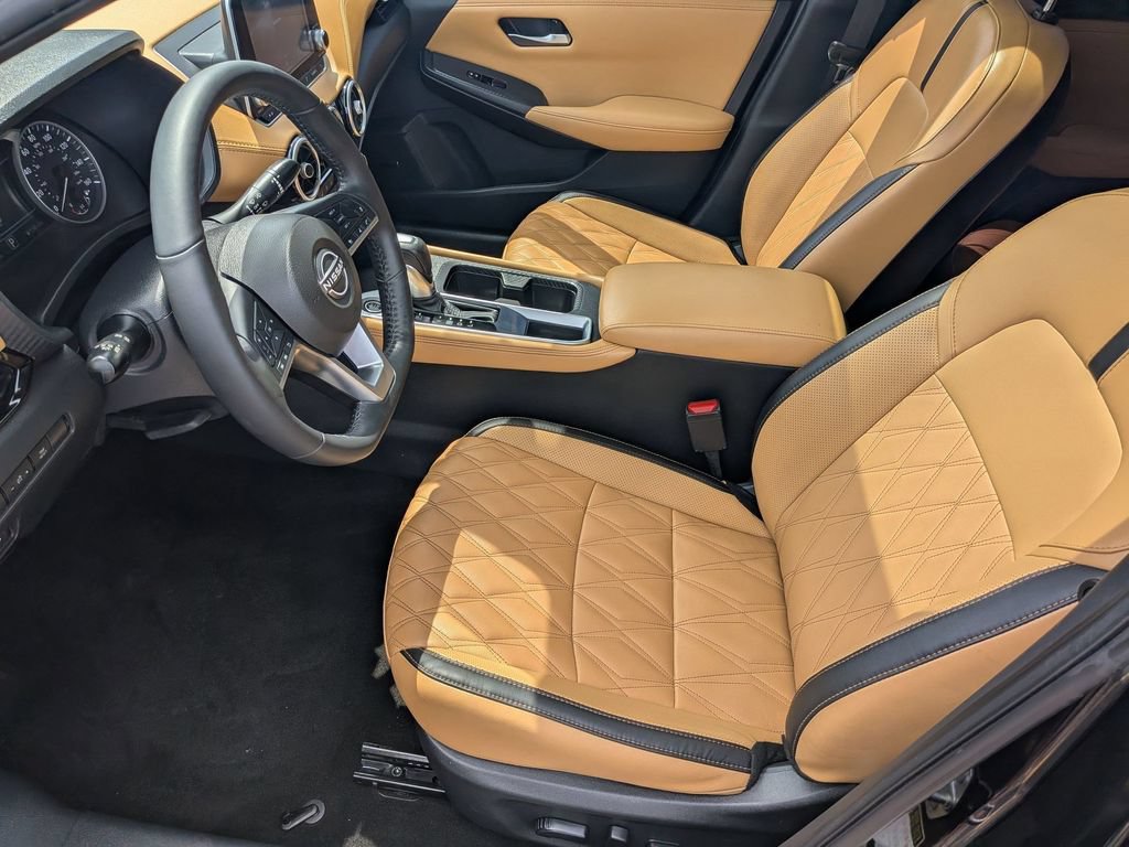 Used 2024 Nissan Sentra SV w/ SV Premium Package FWD image 11