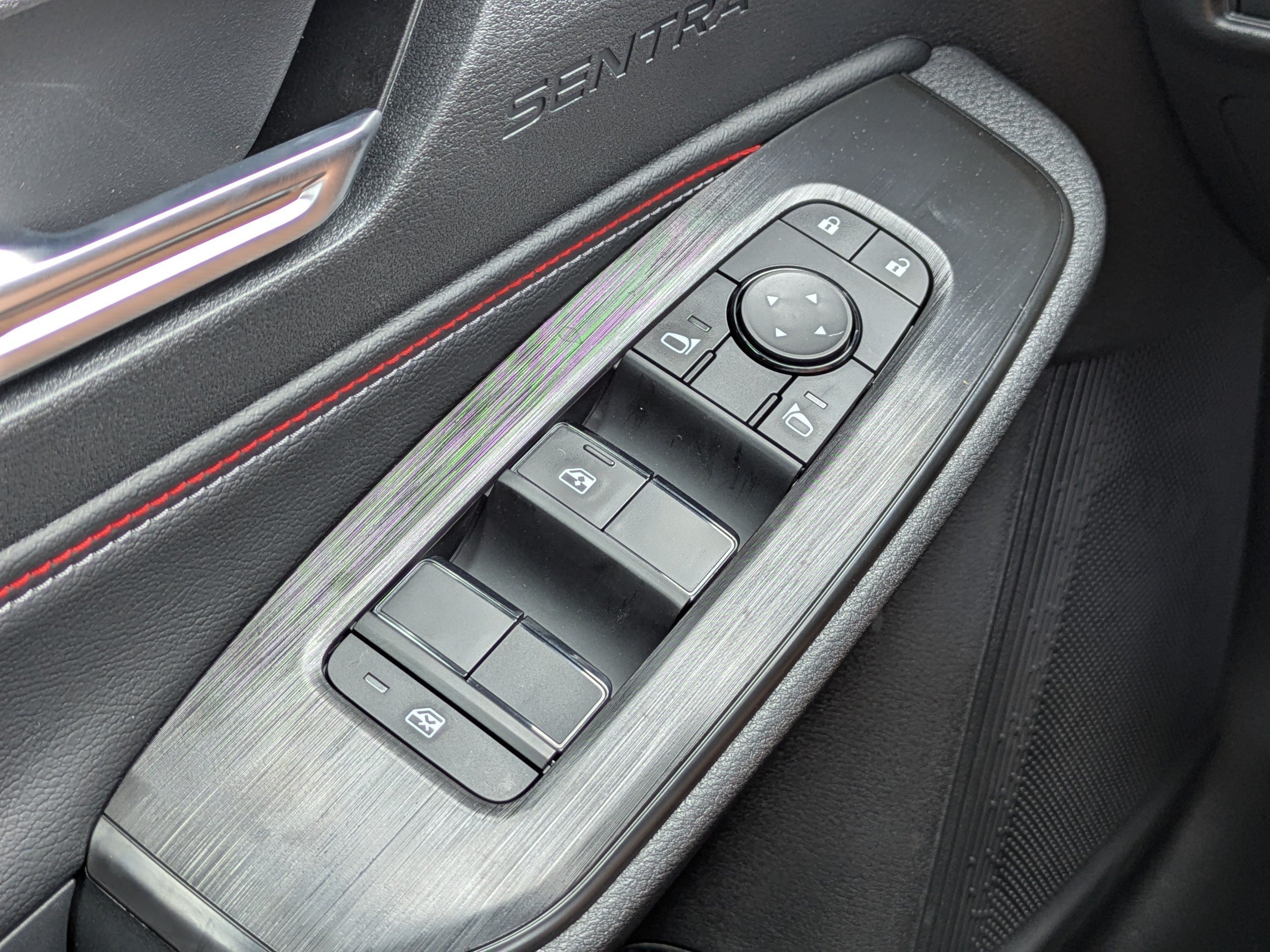 New 2027 Nissan Sentra SR FWD image 23