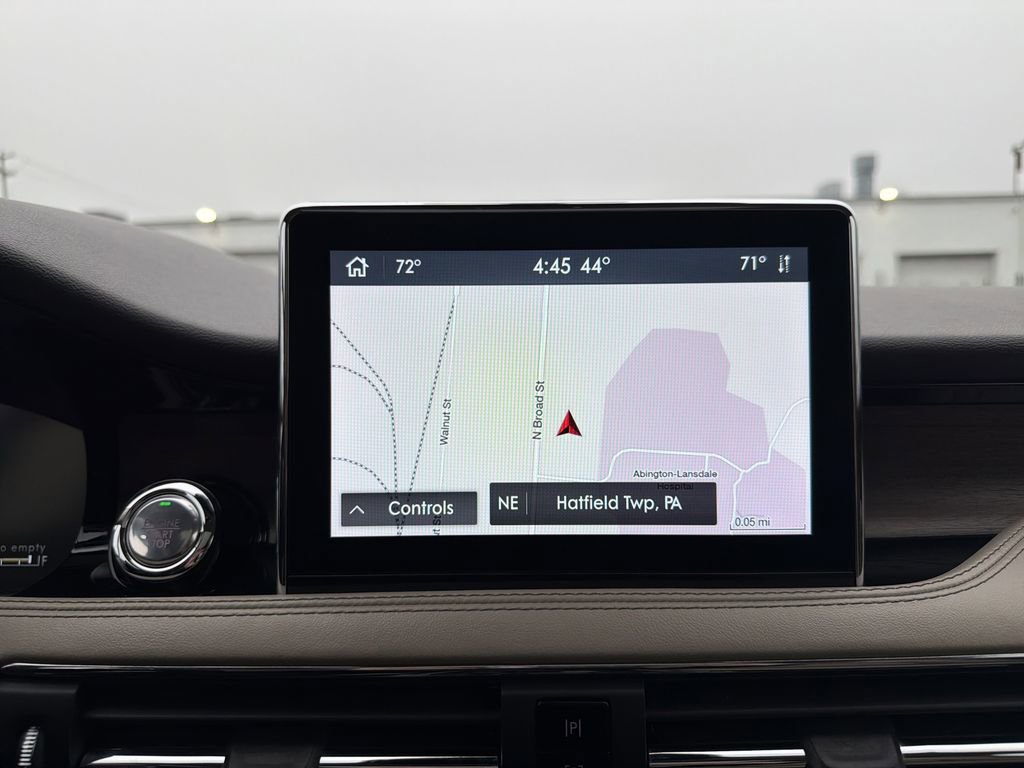 Used 2020 Lincoln Corsair Reserve w/ Equipment Group 201A image 23