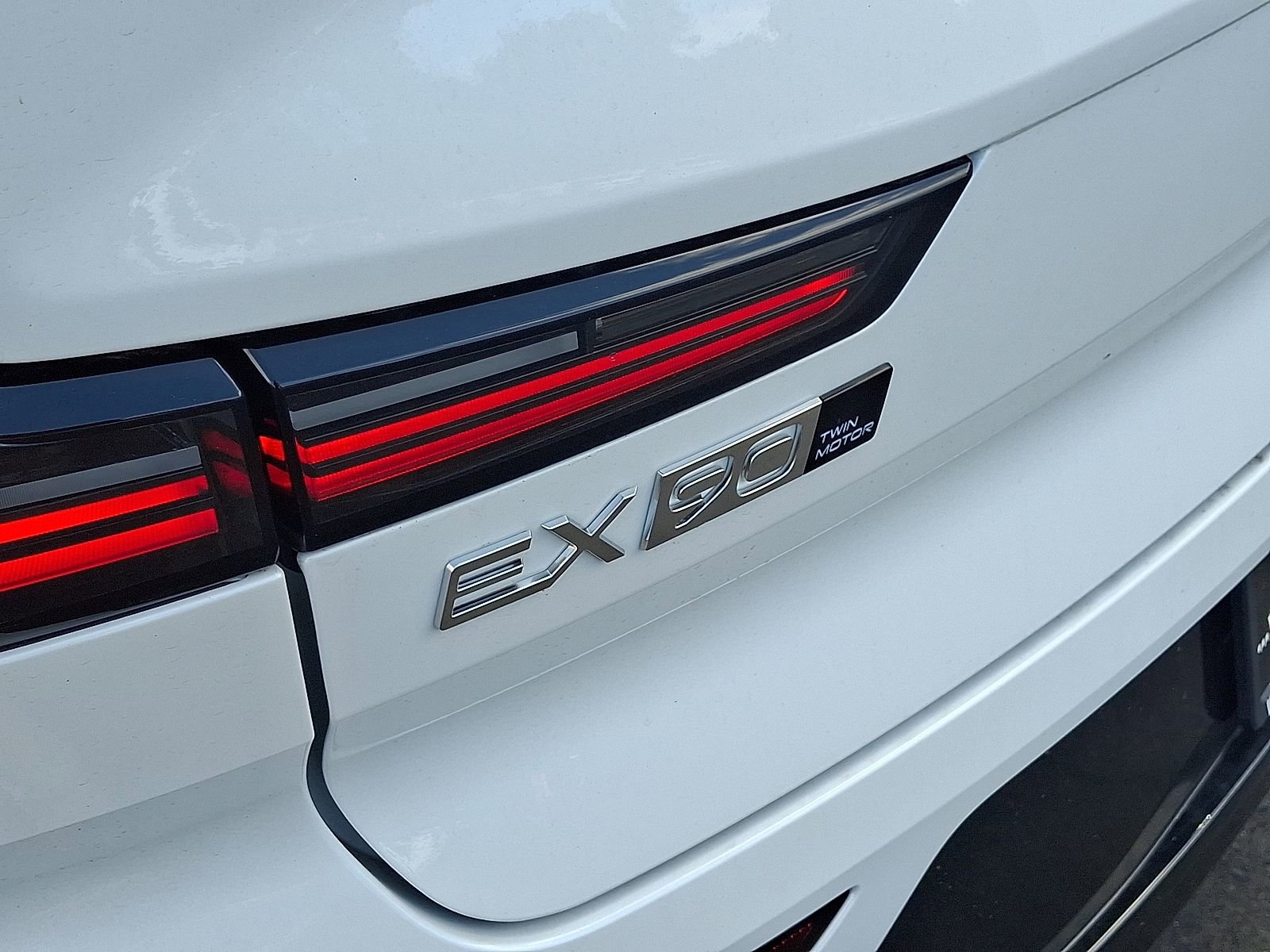 New 2025 Volvo EX90 Ultra image 20