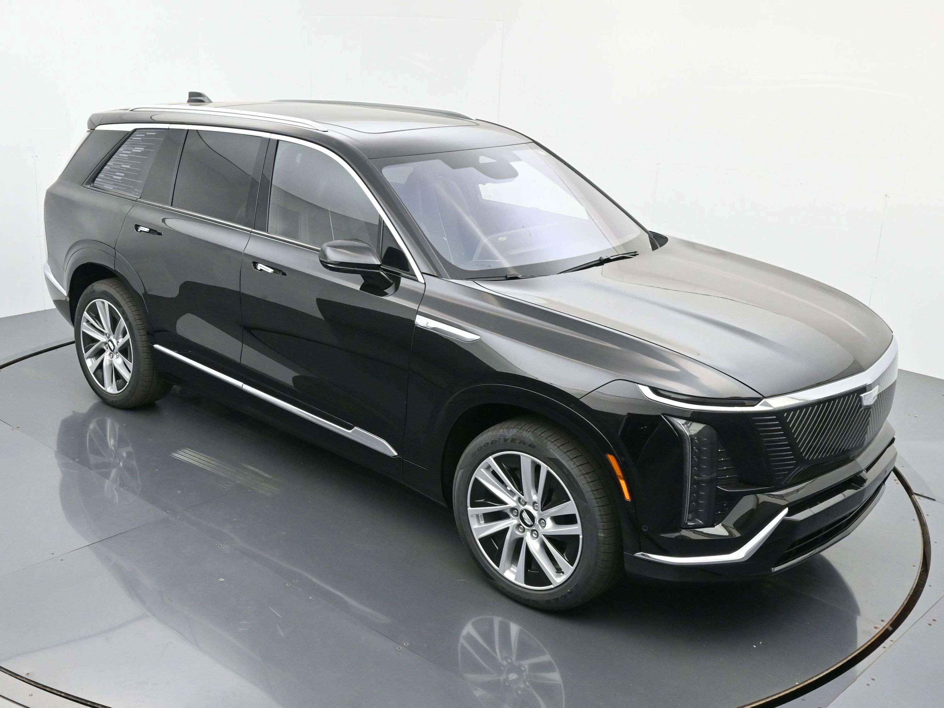 New 2026 Cadillac Vistiq Luxury w/ LPO, Floor Liner Package image 29