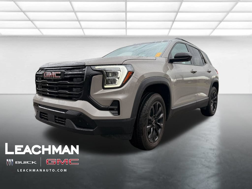 Used 2025 GMC Terrain Elevation w/ Elevation Premium Package AWD/4WD image 9