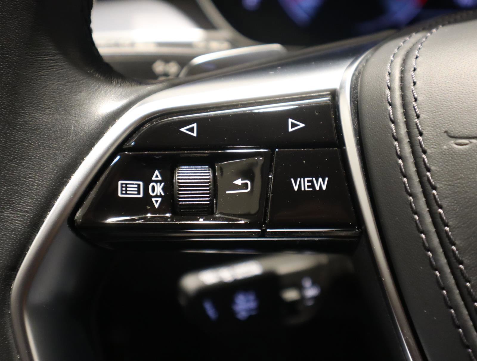Used 2024 Audi A8 L 3.0T AWD/4WD image 39