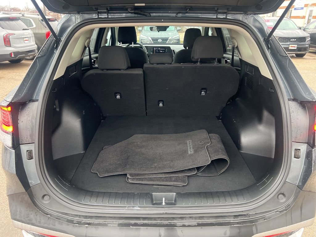 Certified 2023 Kia Sportage LX image 11