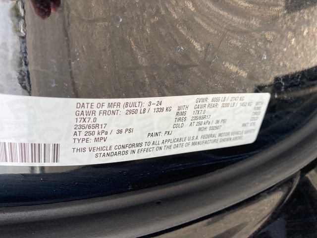Used 2024 Chrysler Pacifica Touring-L FWD image 24