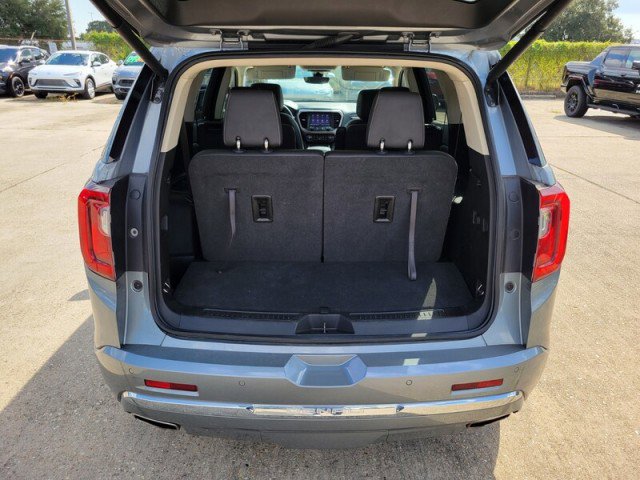 Used 2023 GMC Acadia Denali w/ Denali Ultimate Package image 8