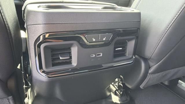 New 2026 GMC Sierra 2500 AT4 w/ Max Trailering Package AWD/4WD image 29