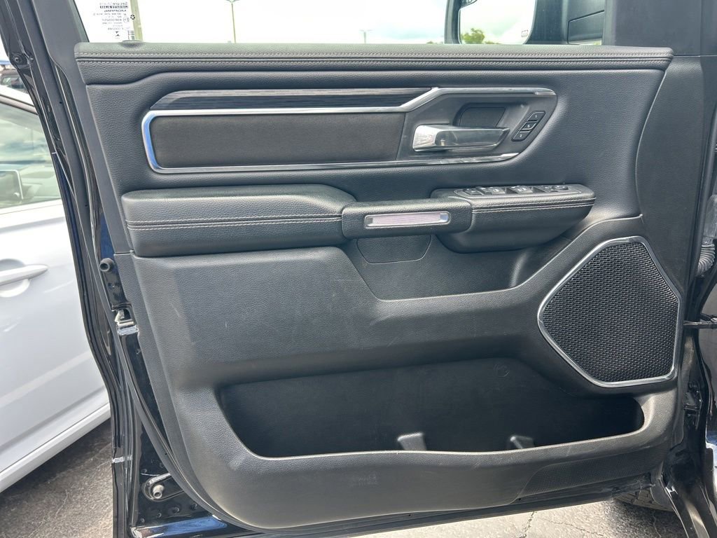 Used 2024 RAM 1500 Laramie RWD image 28