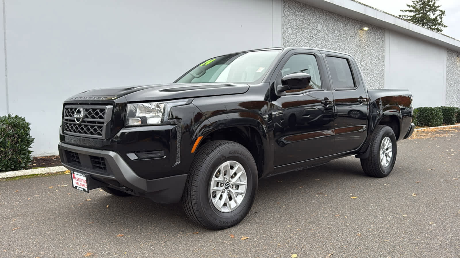 Certified 2024 Nissan Frontier SV