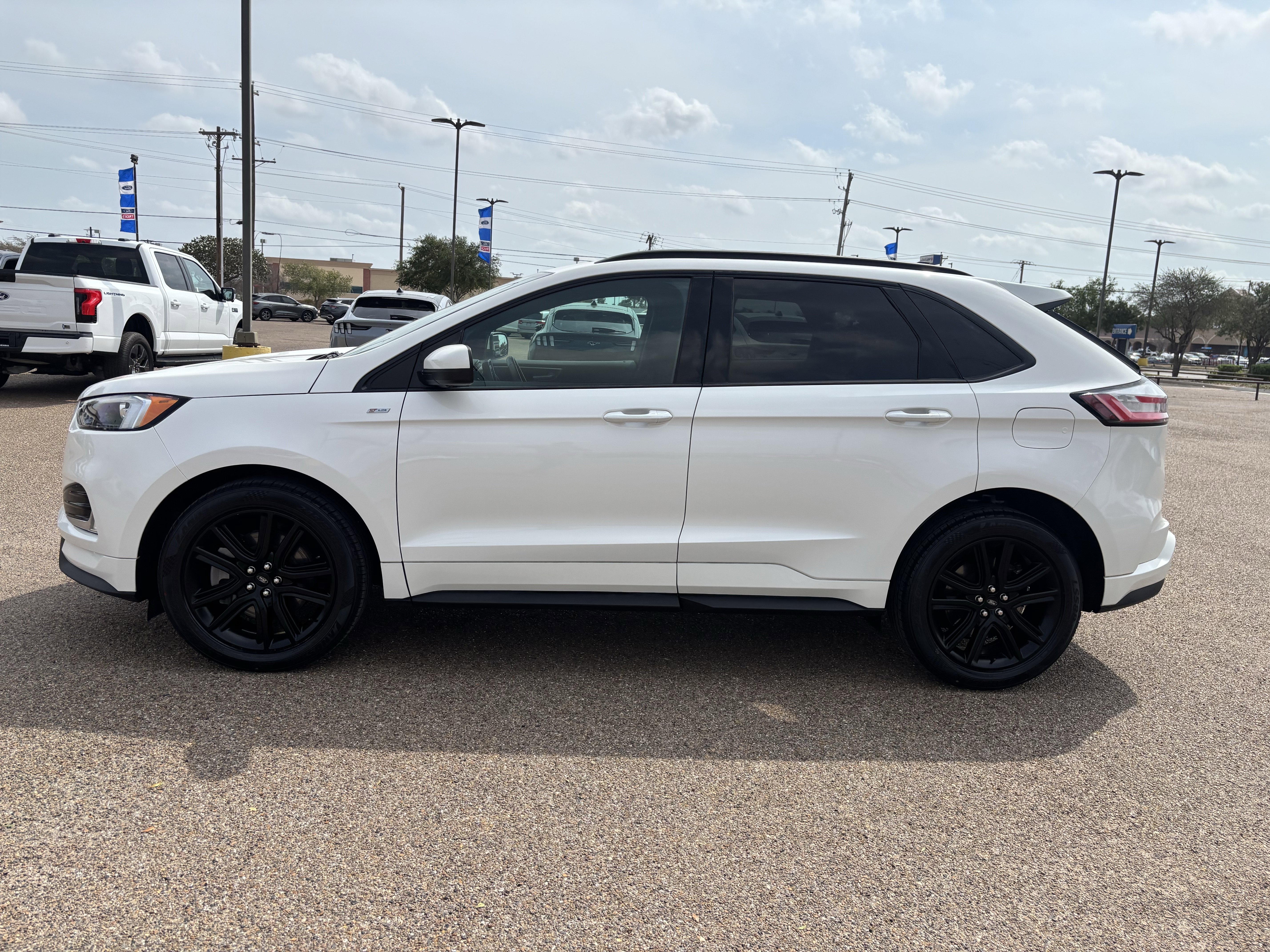 Certified 2024 Ford Edge ST-Line image 2