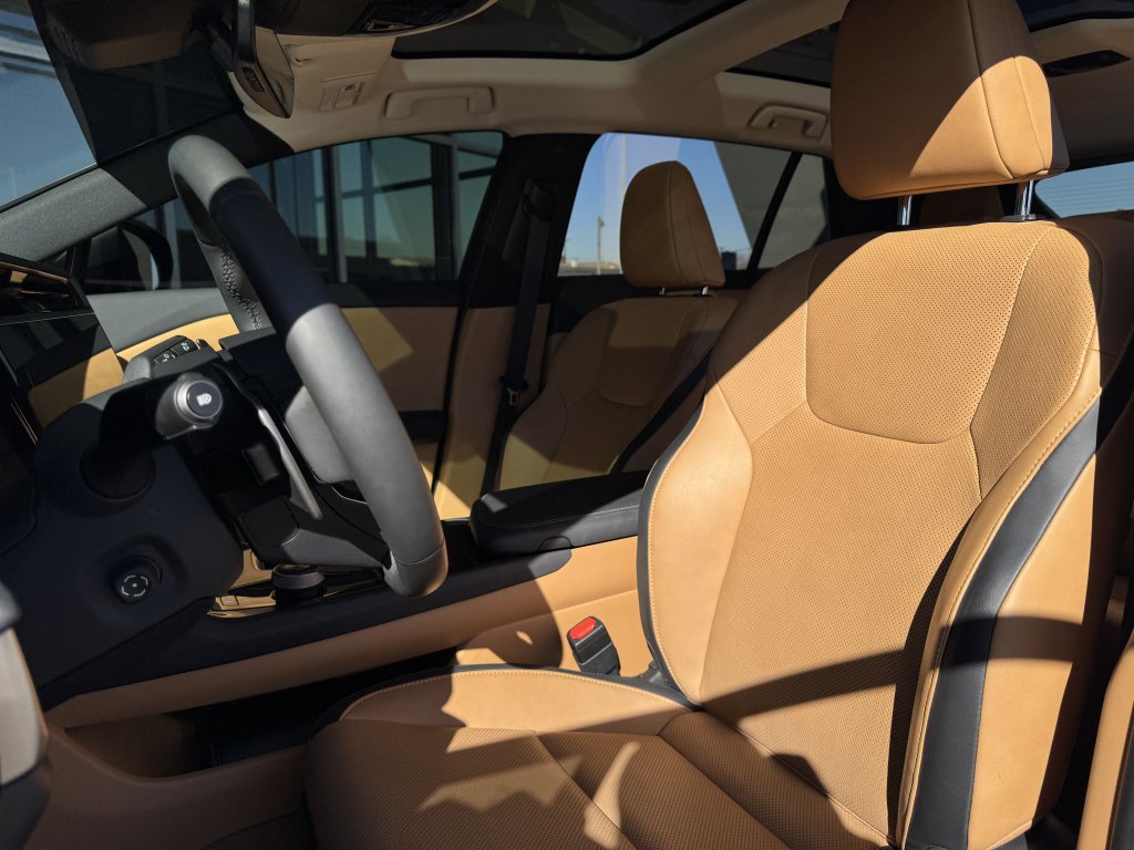 Used 2023 Lexus RZ 450e Premium w/ Technology Package image 32