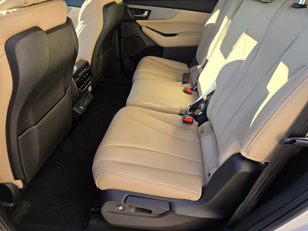 New 2026 Acura MDX SH-AWD image 14
