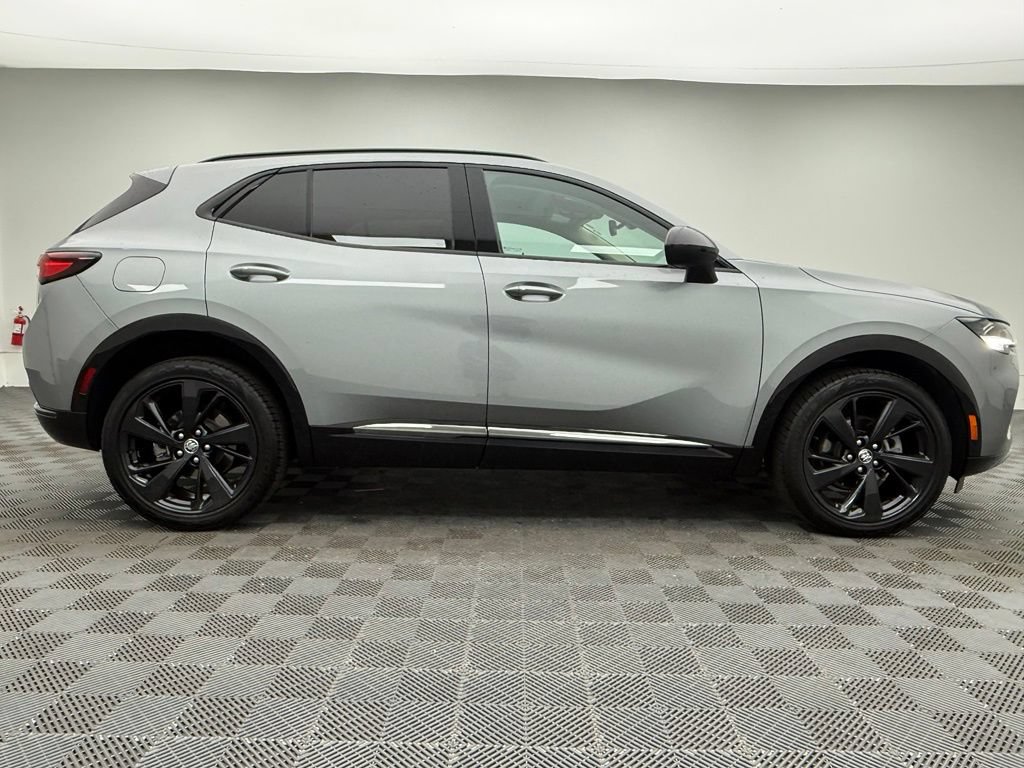 Used 2023 Buick Envision Essence w/ Sport Touring Package AWD/4WD image 9