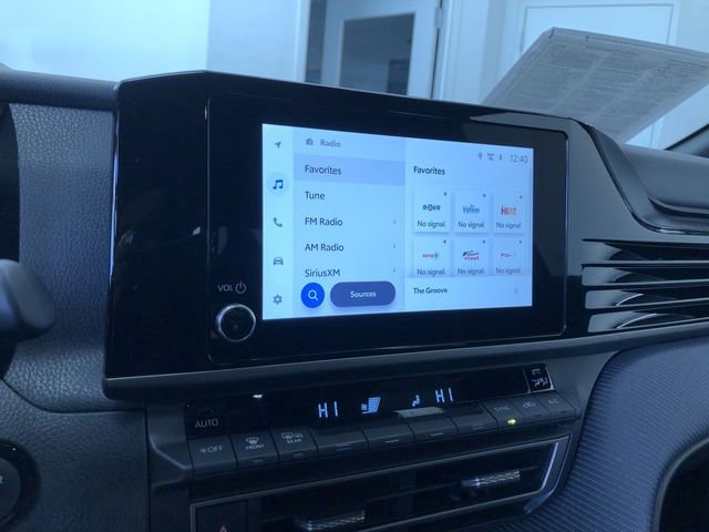 Certified 2025 Toyota Camry SE image 27