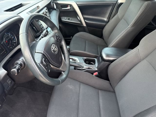 Used 2017 Toyota RAV4 XLE FWD image 19