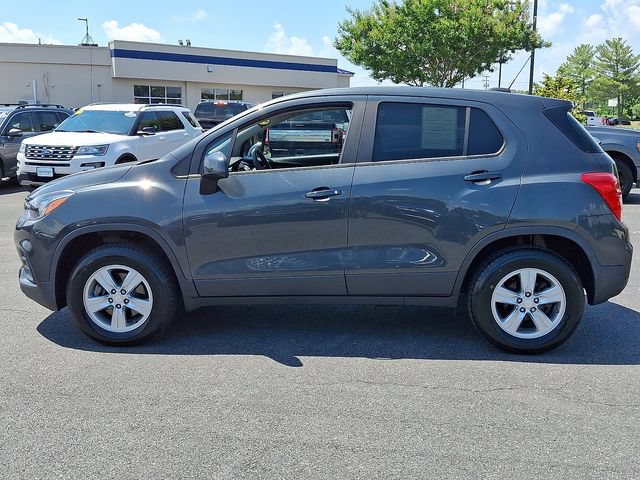Used 2019 Chevrolet Trax LS w/ Tint and Cruise Package AWD/4WD image 4