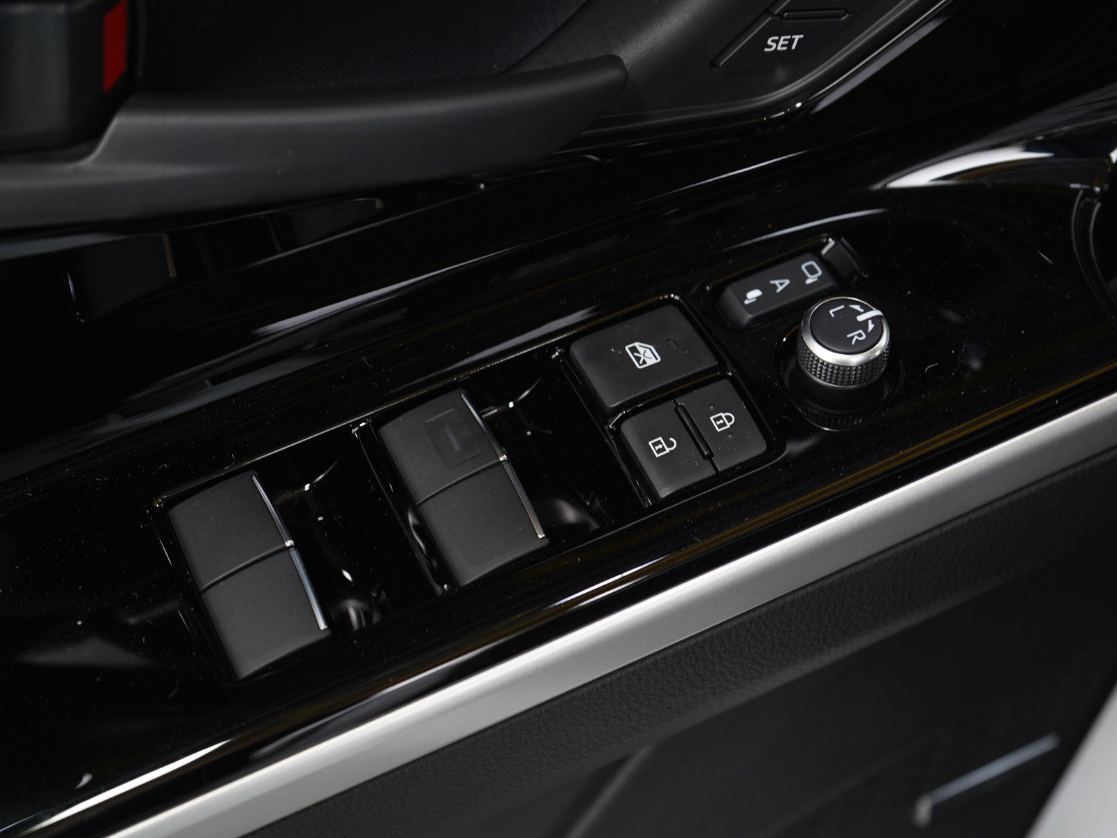 Used 2024 Subaru Solterra Touring w/ Touring Package image 21