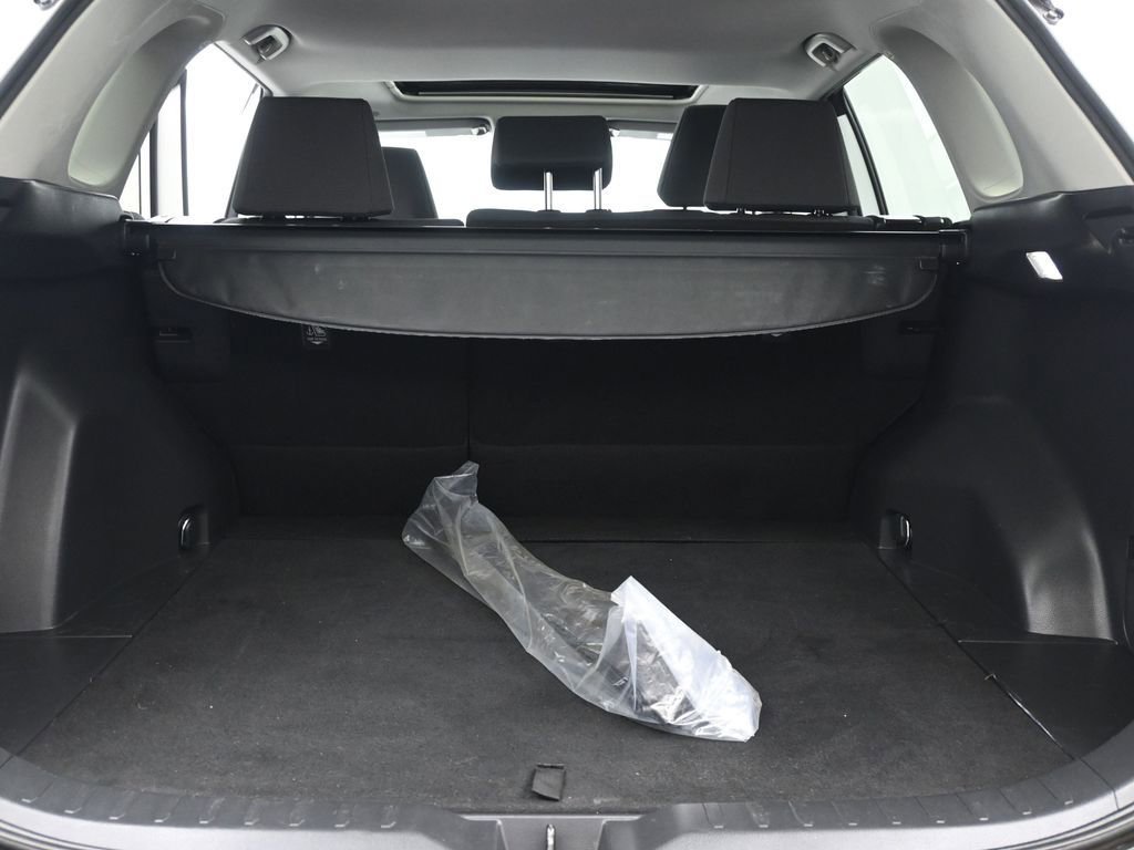 Used 2024 Toyota RAV4 XLE image 23