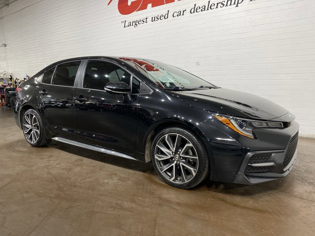 Used 2020 Toyota Corolla XSE image 2