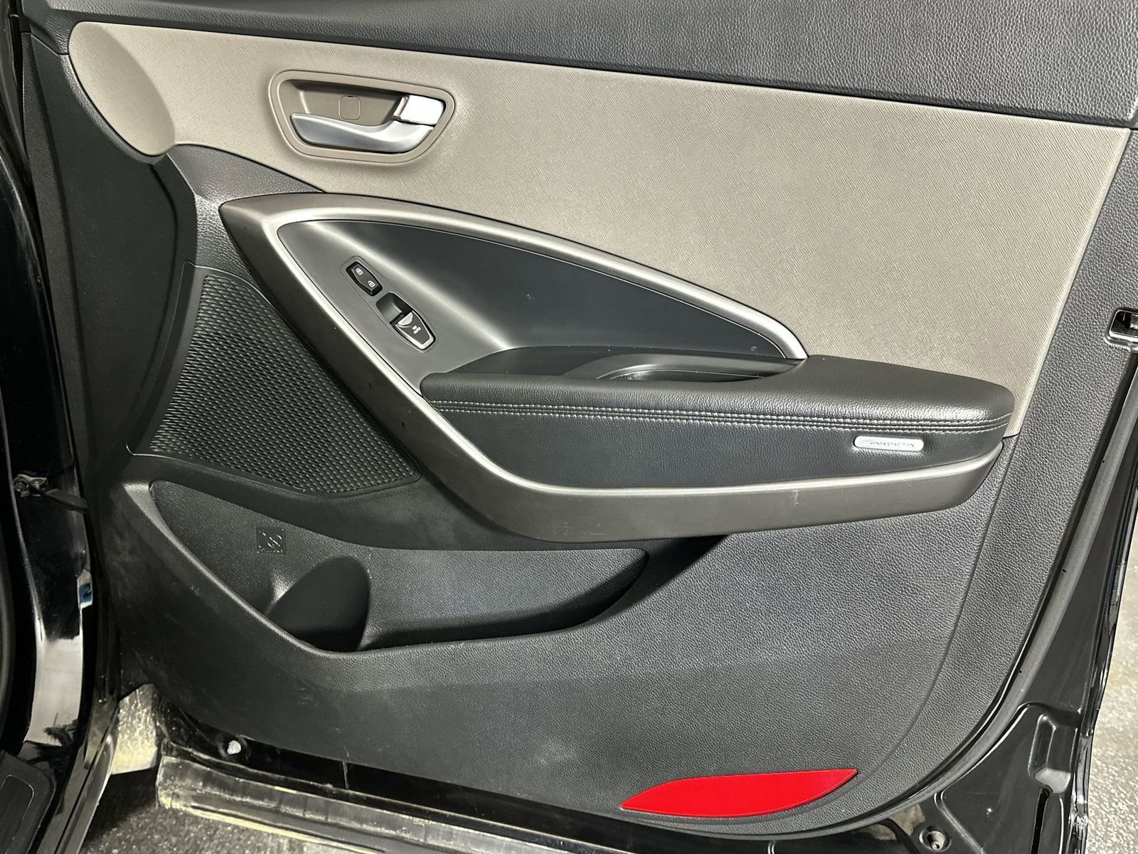 Used 2019 Hyundai Santa Fe XL SE image 36