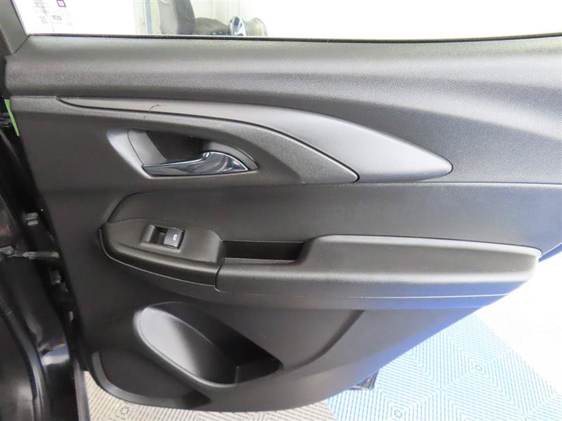 Used 2022 Chevrolet TrailBlazer RS FWD image 31