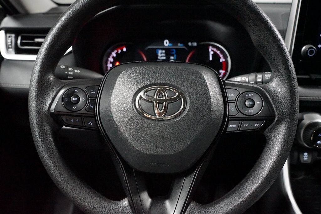 Certified 2025 Toyota RAV4 XLE FWD image 12