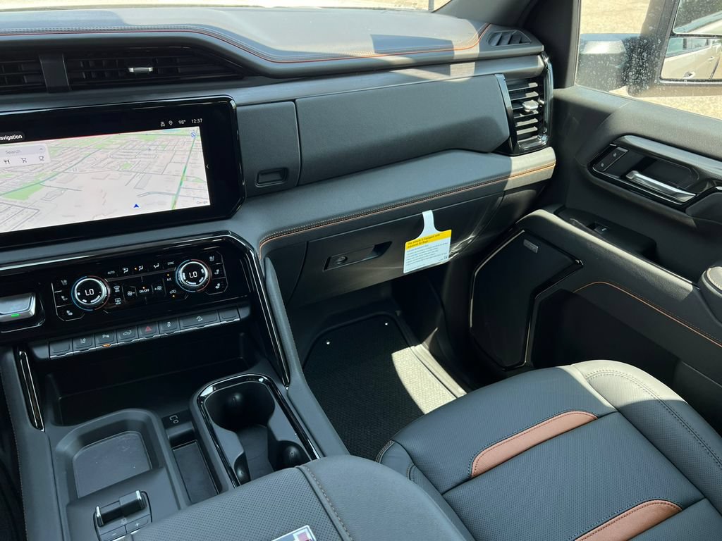 New 2026 GMC Sierra 2500 AT4 w/ AT4 Premium Plus Package AWD/4WD image 43