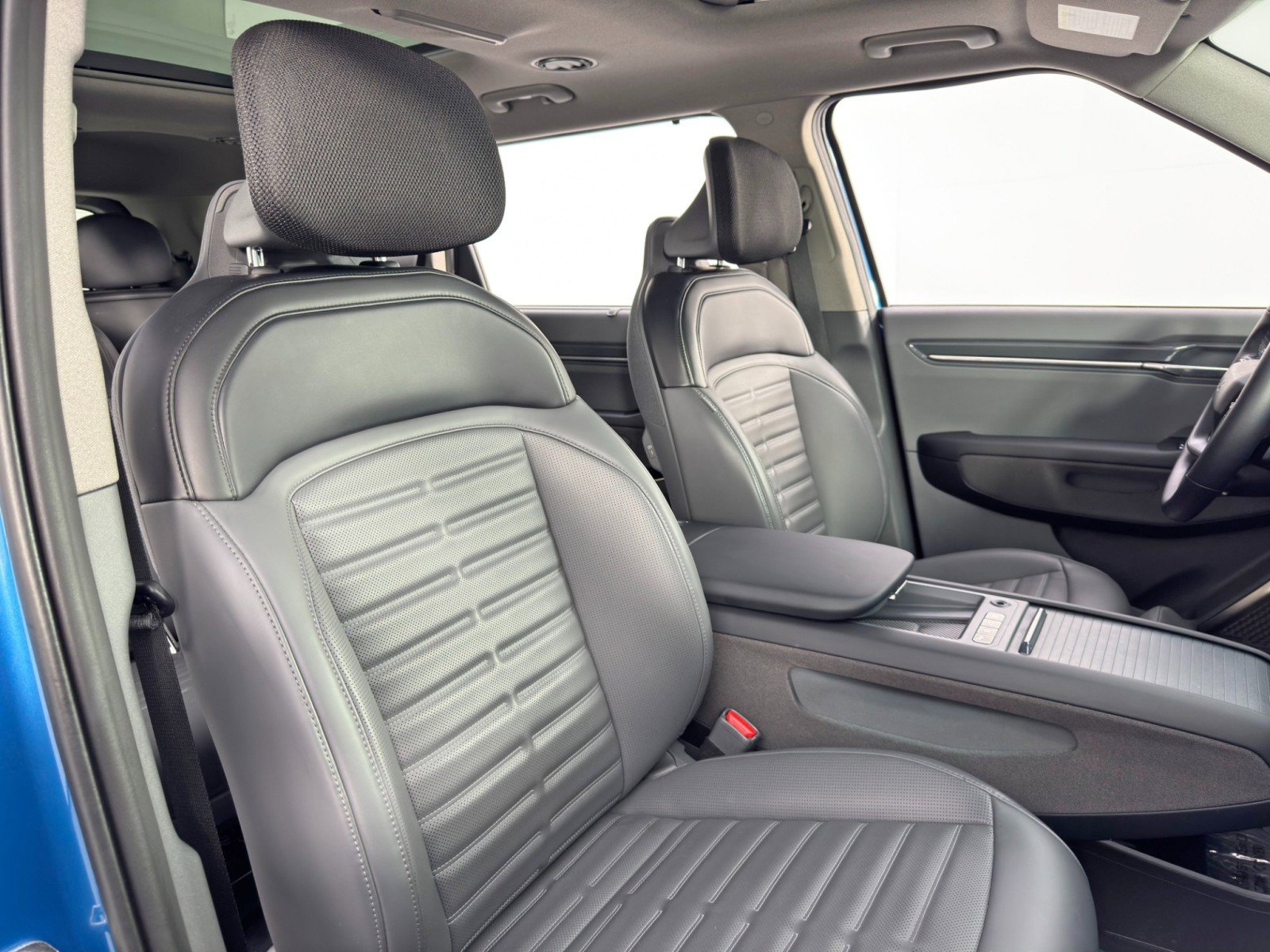 Used 2024 Kia EV9 Land image 42