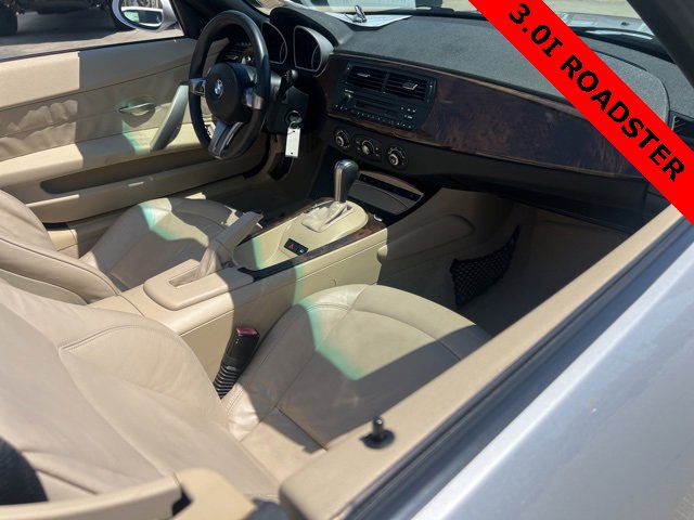 Used 2007 BMW Z4 3.0i image 11