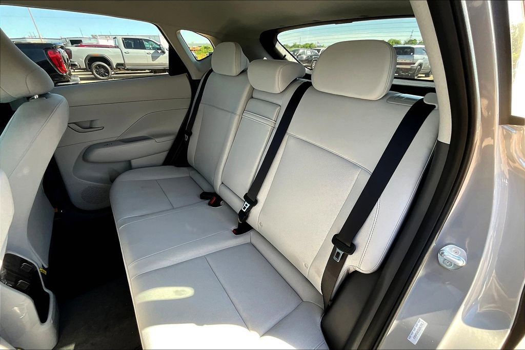 Used 2025 Hyundai Kona SEL image 16