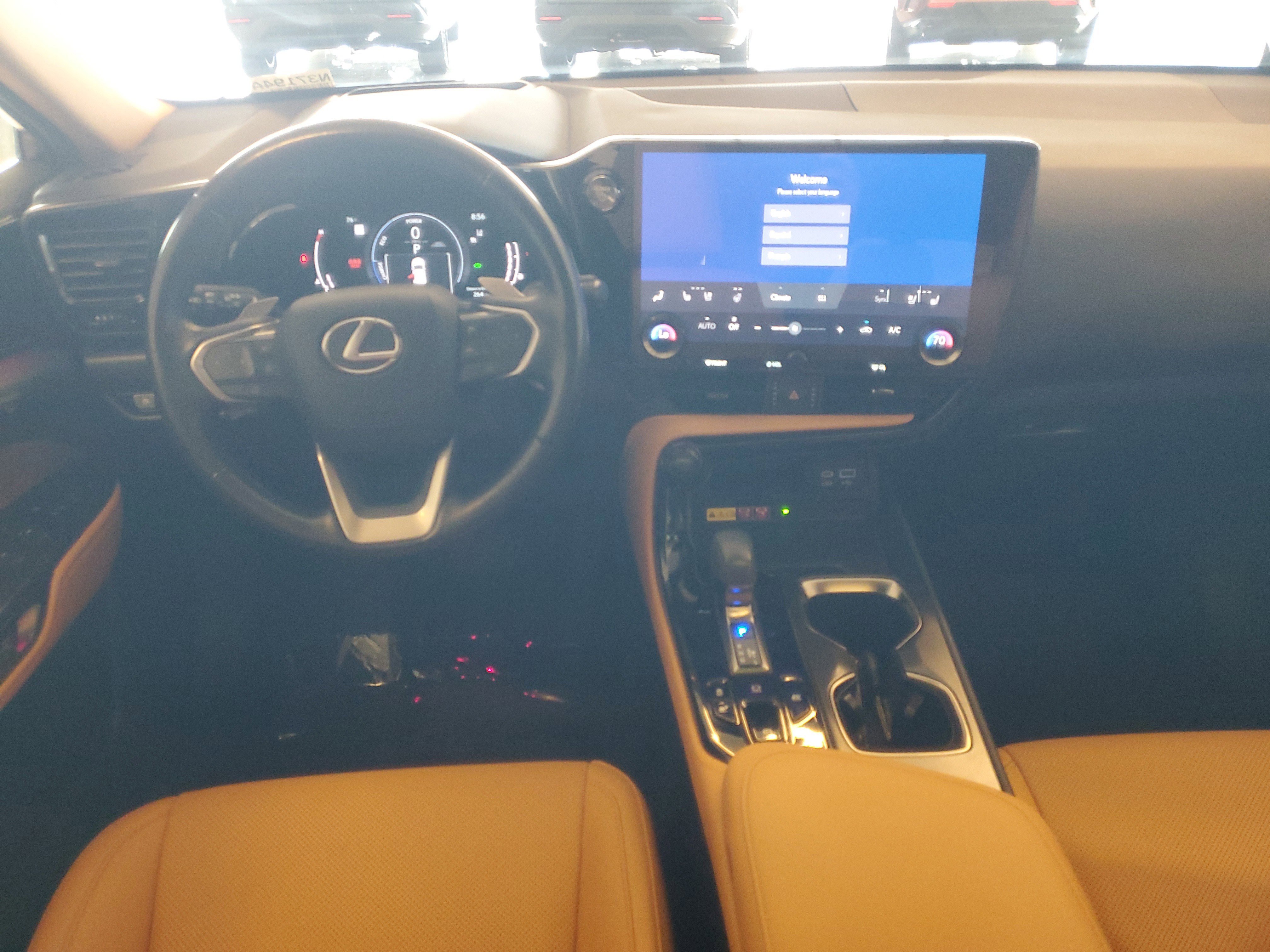 Used 2023 Lexus NX 350h NX 350h Premium image 14