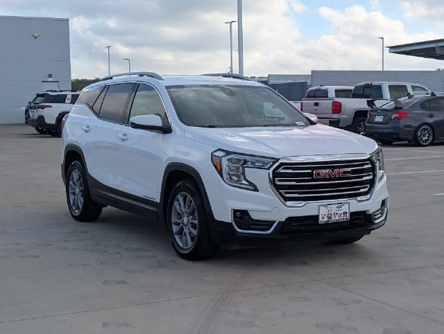 Used 2024 GMC Terrain SLT FWD image 7