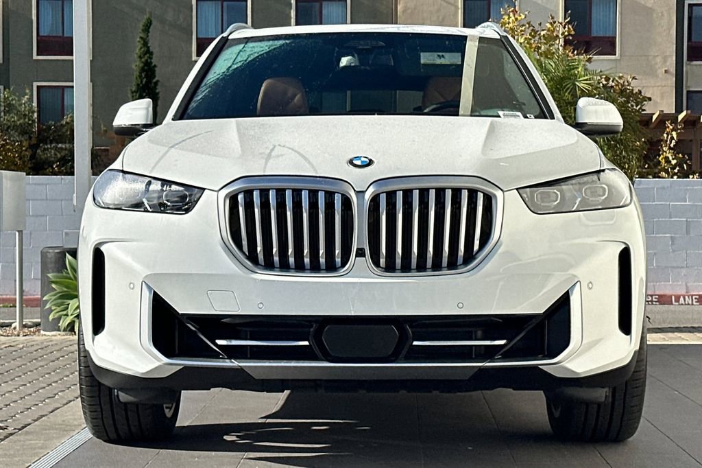 New 2026 BMW X5 xDrive40i image 8
