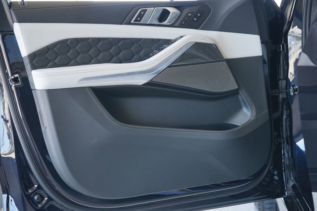 New 2026 BMW X5 M Competition w/ Executive Package image 10