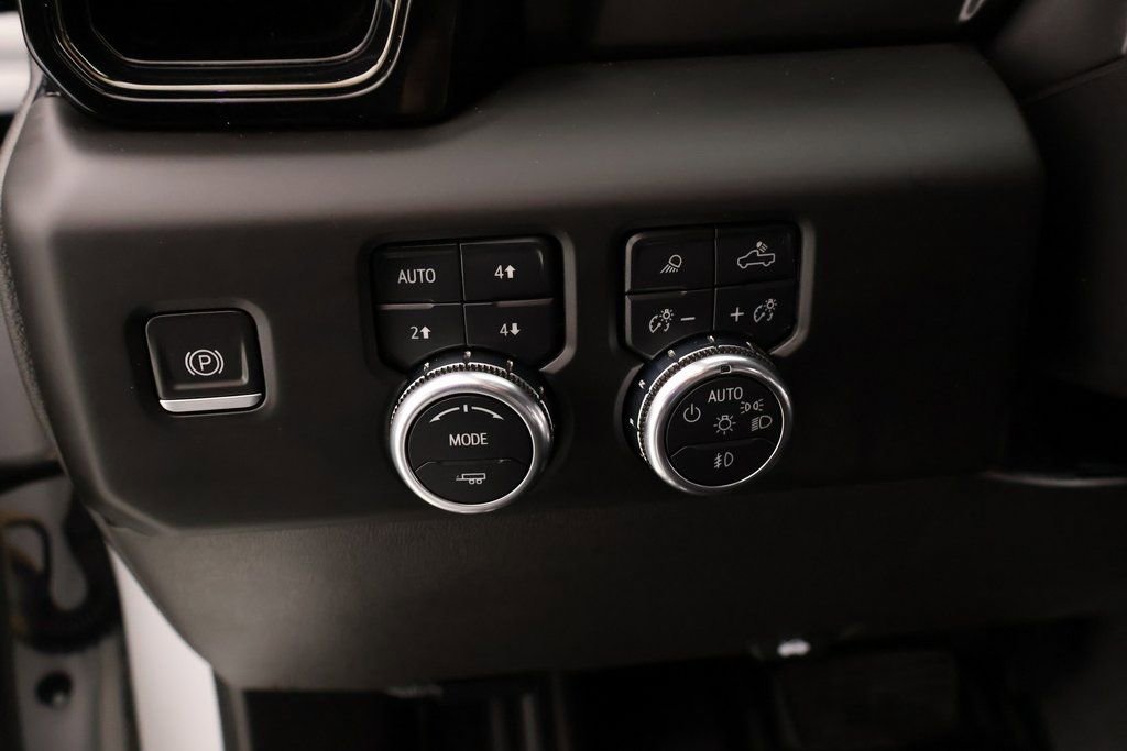 Used 2023 GMC Sierra 1500 AT4 image 9