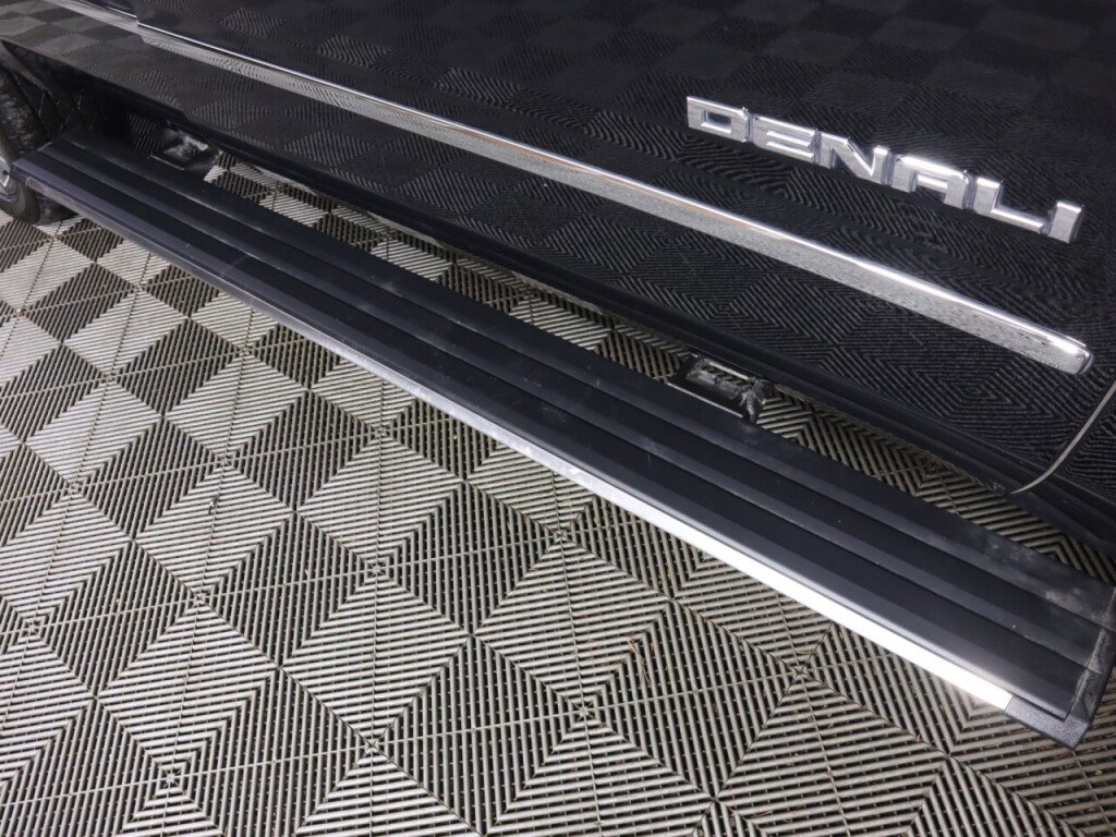 Used 2019 GMC Yukon Denali w/ Denali Ultimate Package image 51