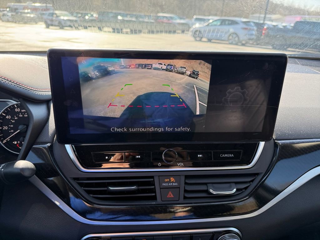 Used 2024 Nissan Altima 2.5 SR w/ SR Premium Package image 18