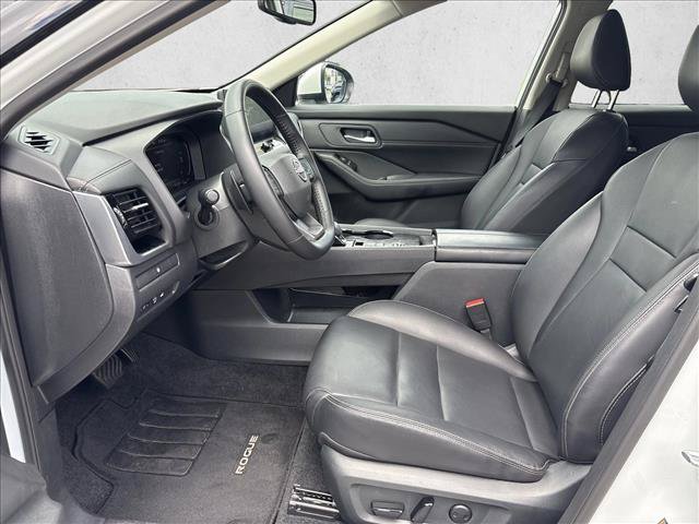 Used 2026 Nissan Rogue SL FWD image 10