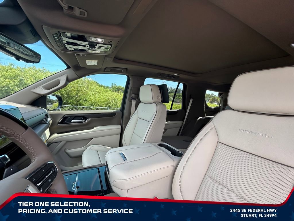 New 2026 GMC Yukon Denali w/ Denali Reserve Package AWD/4WD image 13