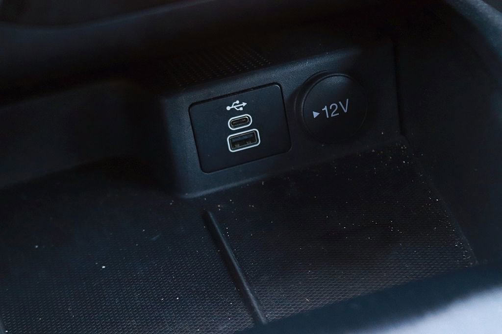 Used 2025 Ford Escape ST-Line AWD/4WD image 23