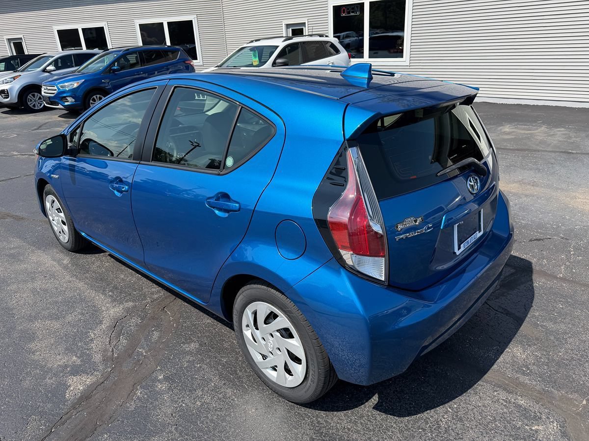 Used 2015 Toyota Prius C Two FWD image 3