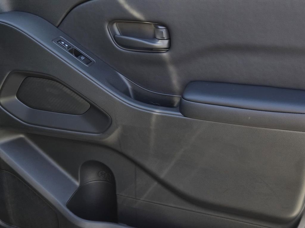 New 2026 Nissan Frontier SV w/ Tow Package image 9