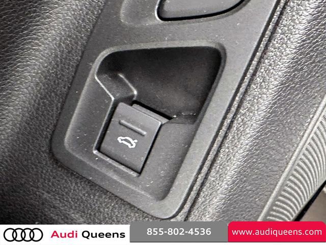 Used 2022 Audi Q3 2.0T Premium Plus w/ Premium Plus Package image 19