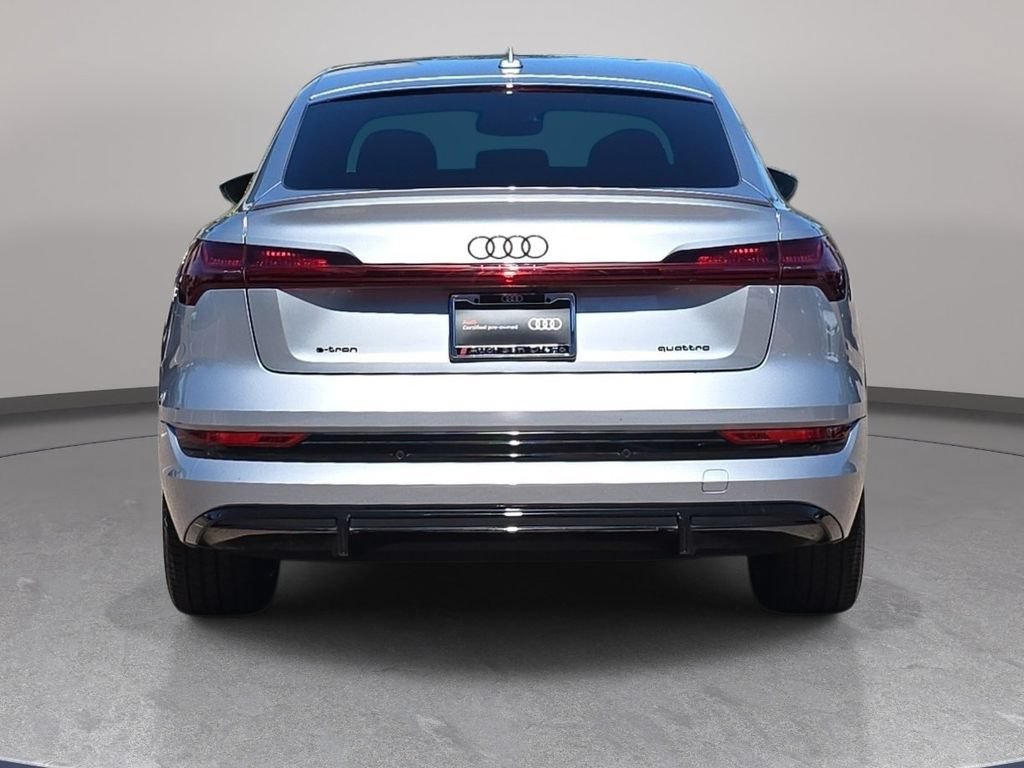 Used 2023 Audi e-tron Premium Plus w/ Premium Plus Package AWD/4WD image 7