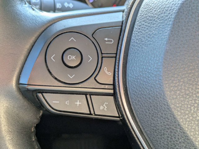 Used 2019 Toyota RAV4 XLE Premium w/ Cold Weather Package FWD image 26