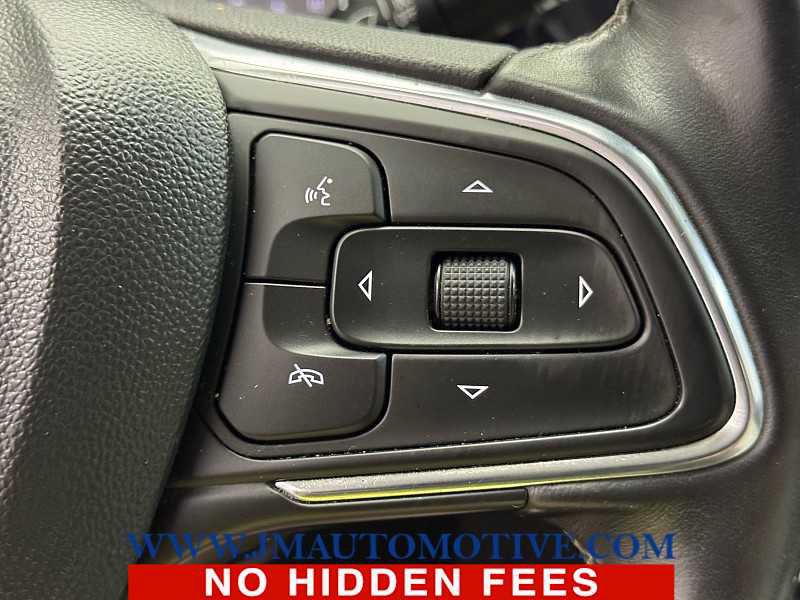 Used 2020 Buick Encore GX Essence w/ Experience Buick Package AWD/4WD image 42
