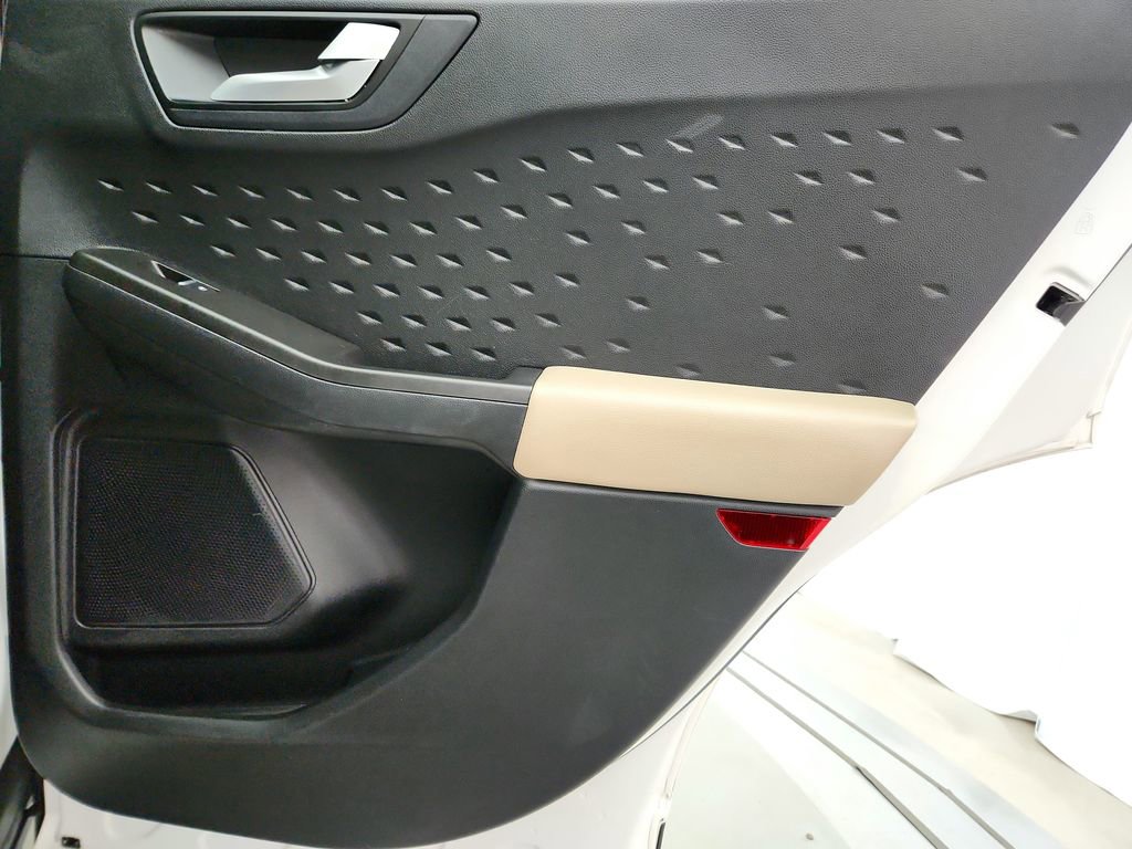 Used 2020 Ford Escape SEL AWD/4WD image 35