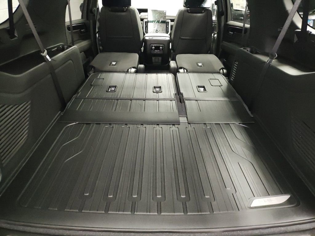 New 2026 GMC Yukon XL Elevation w/ Elevation Premium Package image 17