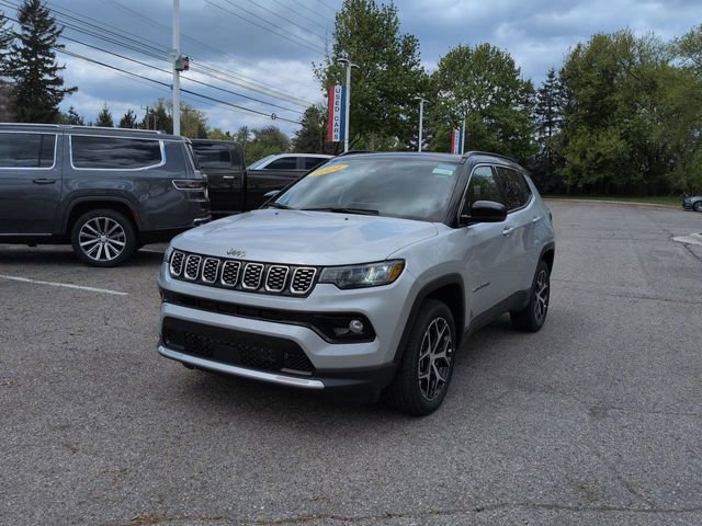 Used 2024 Jeep Compass Limited w/ Sun and Sound Group AWD/4WD image 7