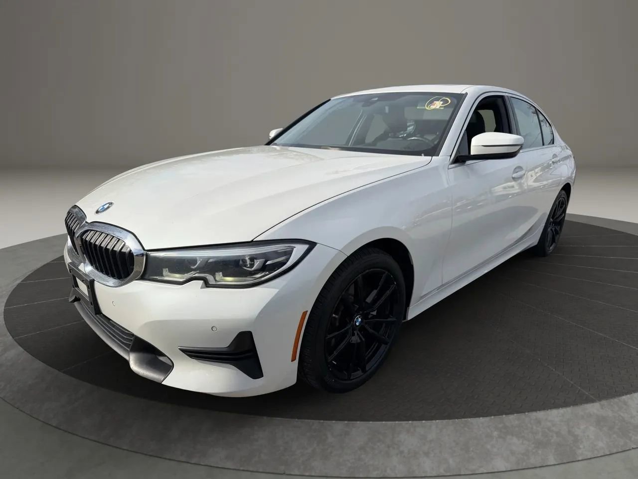 Used 2020 BMW 330i xDrive Sedan w/ Premium Package image 1